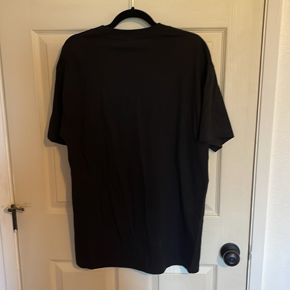 Selena Tee. Size L. - Picture 3 of 5